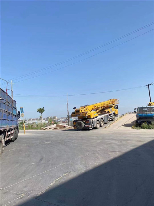 思南县25吨吊车的租赁价格大概是多少？