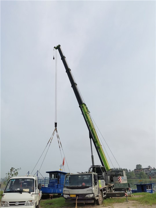 思南县桥梁建设吊装案例