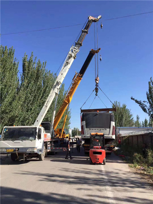 思南县港口集装箱搬运案例